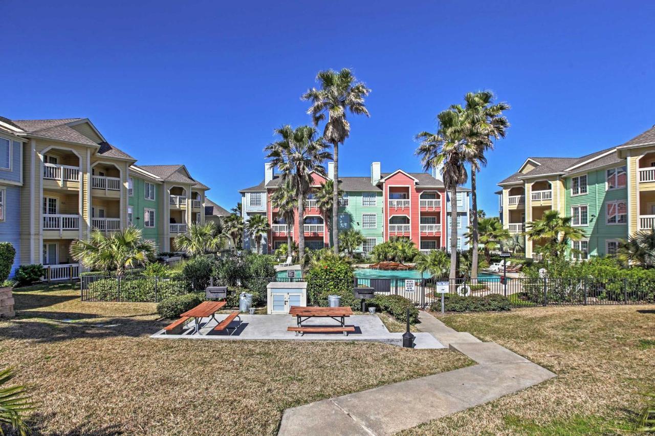 Colorful Galveston Retreat Steps From Beach And Pool Экстерьер фото