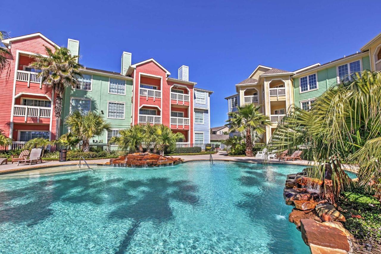 Colorful Galveston Retreat Steps From Beach And Pool Экстерьер фото